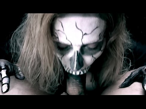 ❤️ Demon qız qara ağzı ilə xoruz əmmək və cum udmaq. ️ Sikiş videosu bizdə ❌❤